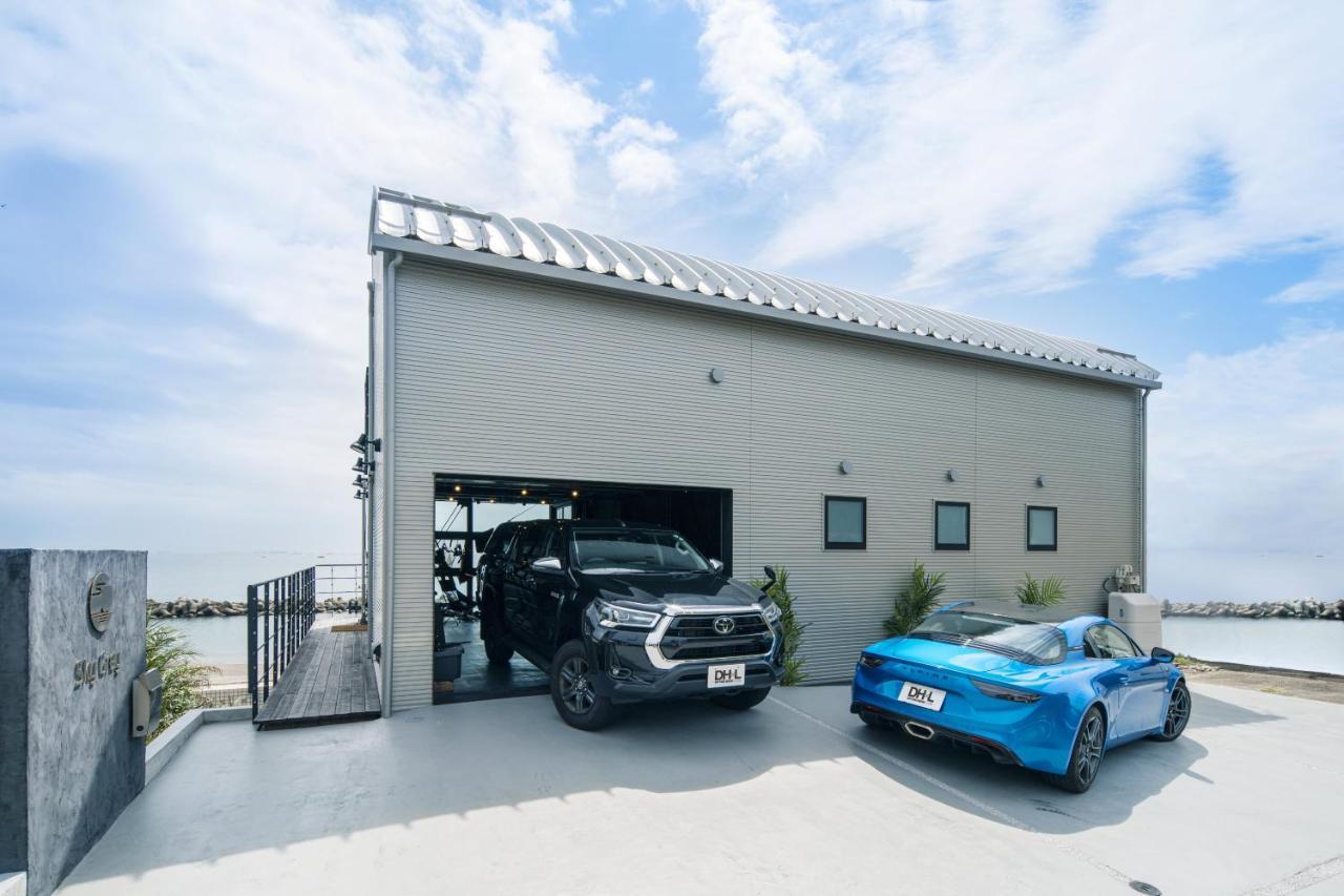 Yokosuka Sky Grey -横須賀のビーチフロントベース- Villa Exterior photo